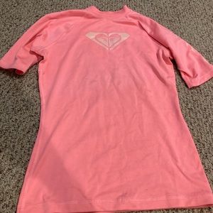 rosy rash guard!!